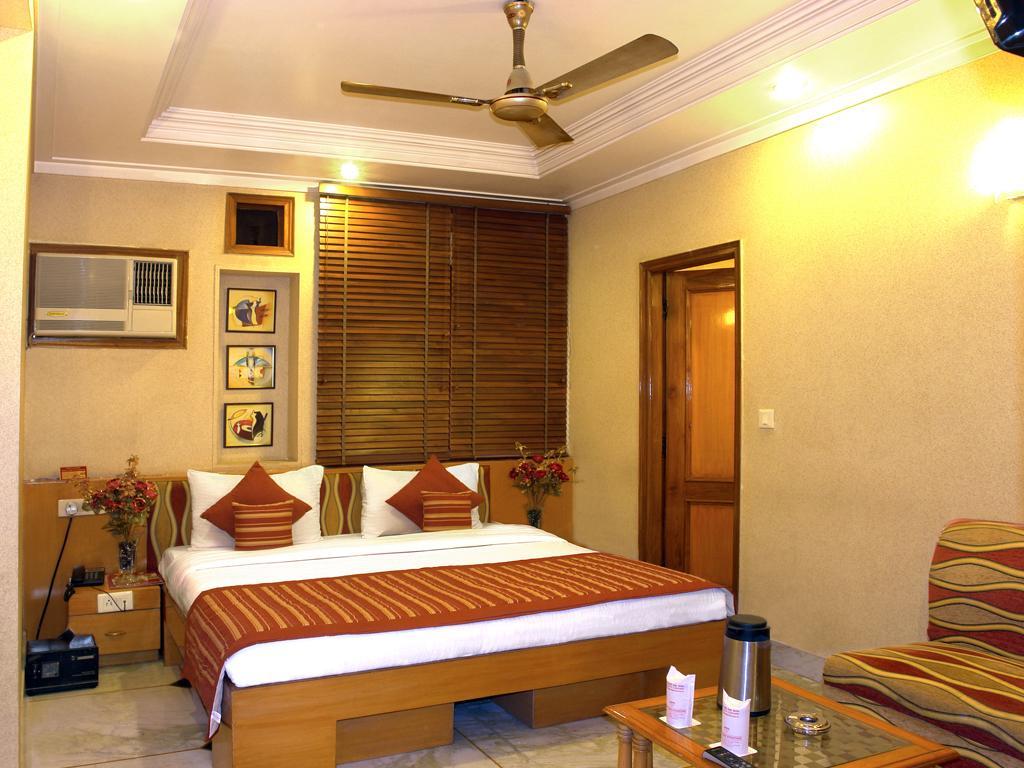 Hotel Singh International Delhi  Eksteriør bilde