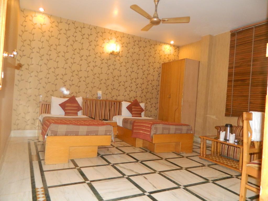 Hotel Singh International Delhi  Eksteriør bilde