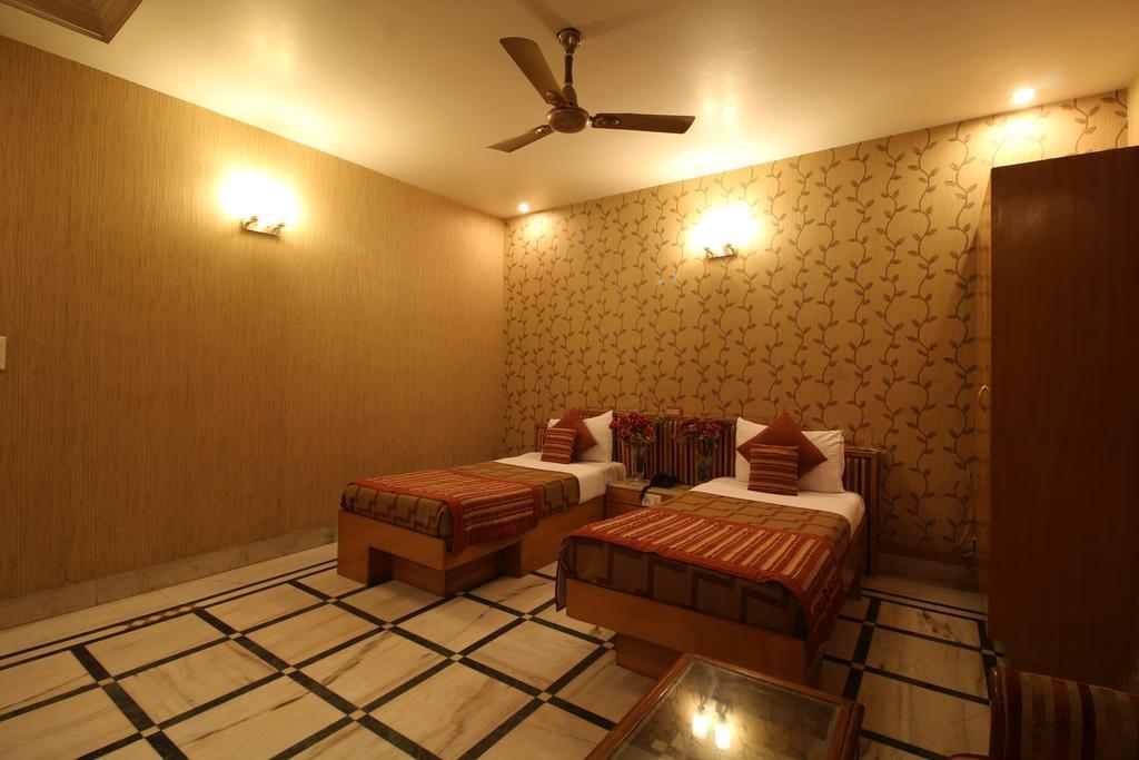 Hotel Singh International Delhi  Eksteriør bilde