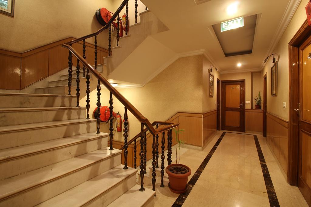 Hotel Singh International Delhi  Eksteriør bilde