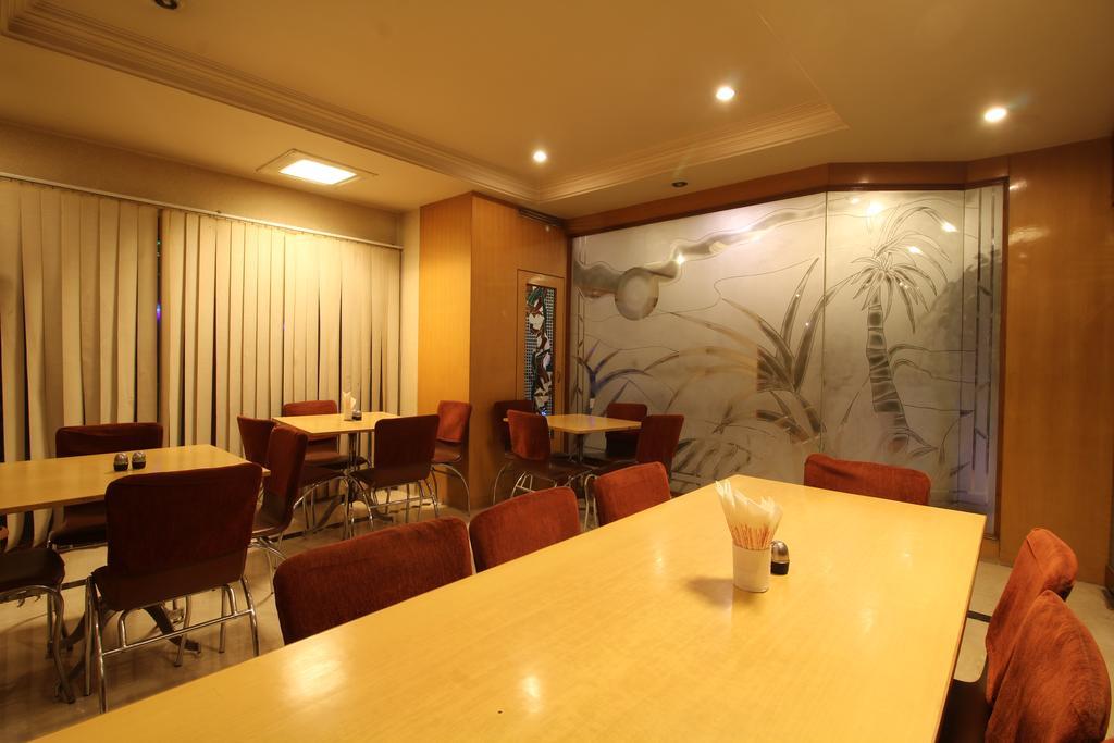 Hotel Singh International Delhi  Eksteriør bilde