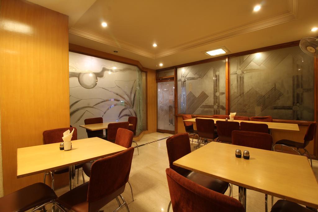 Hotel Singh International Delhi  Eksteriør bilde