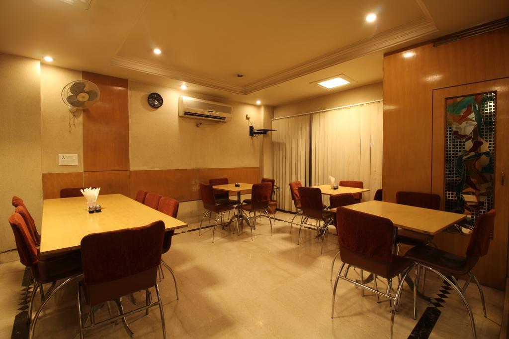 Hotel Singh International Delhi  Eksteriør bilde