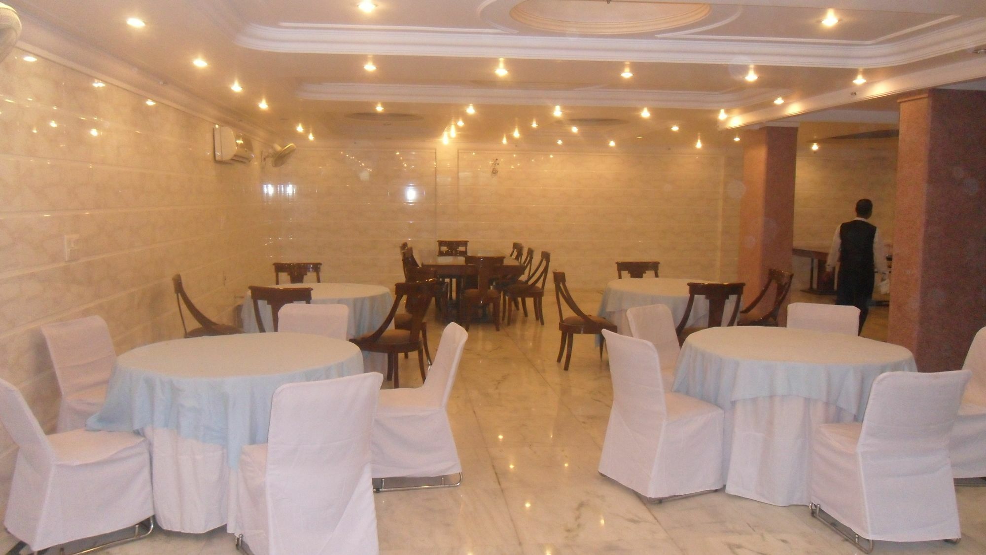 Hotel Singh International Delhi  Eksteriør bilde